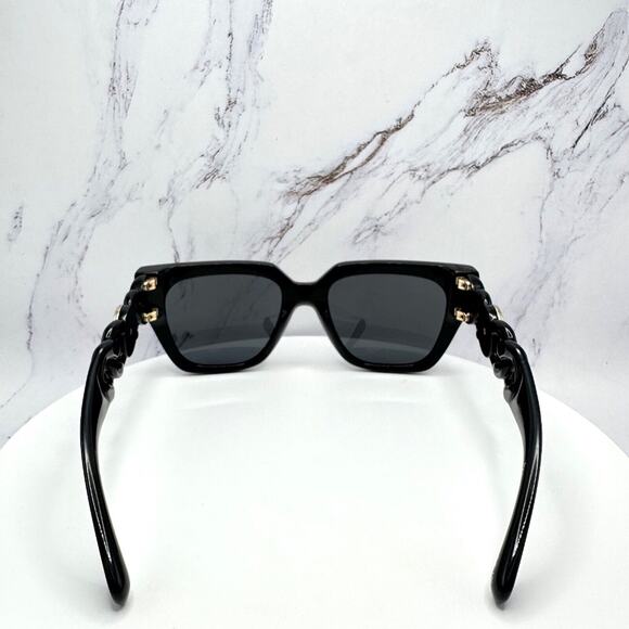 CLASSY NEW Versace Sunglasses Black Gold Medusa Logo Chain Arms Authentic - Picture 9 of 13